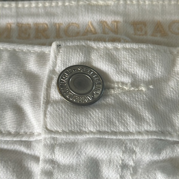 AMERICAN EAGLE OUTFITTERS HI-RISE STRECH JEAN SHORTS, 6 - Picture 6 of 12